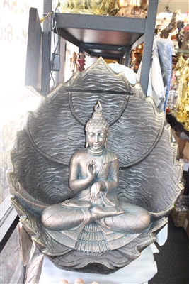 Bronze Buddah in leaf Model-12016
