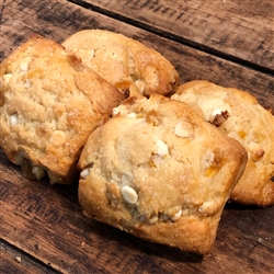 La Farm Scones, Peach White Chocolate (1/order)