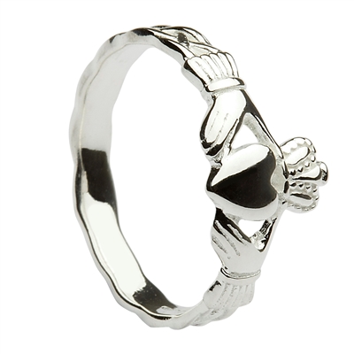 claddagh ring