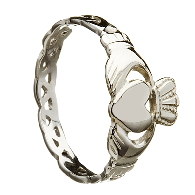 claddagh ring