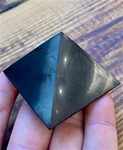 Shungite 5cm Pyramid