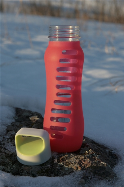 22oz Glass Water Bottle with Silicone Sleeve