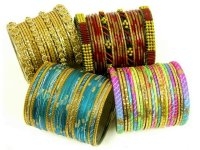 Free Set Of Glass Bangles With Khussa Shoes Purchase