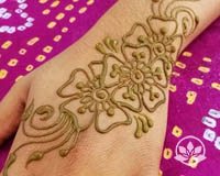 Learn how to henna in a hands on workshop taught by professional henna artist, Jody Beachcombers.