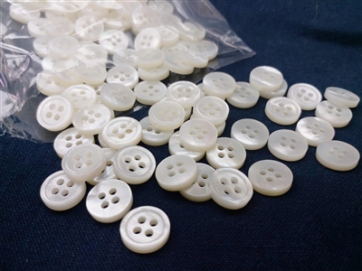 2.5mm Thickness Mother of Pearl (MOP) Buttons, 4-Hole, White