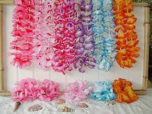 Large Silk Flower Lei<BR>Assorted Colors