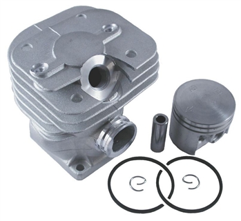Stihl 024 cylinder piston assembly