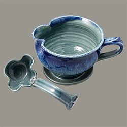 Biff Bourne Gravy Boat with Ladle - Color choices