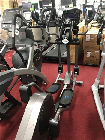 Life Fitness E3 Elliptical (Pre-Owned)