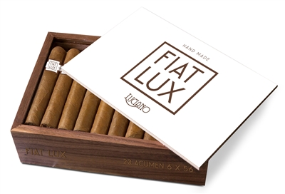 Fiat Lux by Luciano Acumen cigar