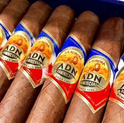 La Aurora DNA Dominicano Churchill (5 Pack)