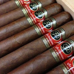 La Flor Dominicana Air Bender Maestro (Single Stick)