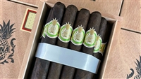 Viaje Pina Makana - 6 x 52 (24/Box)