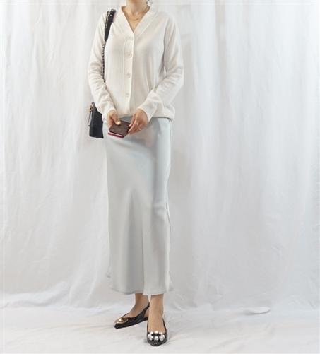 Ivory Must Have V Line Cardigan (will ship within 1~2 weeks)