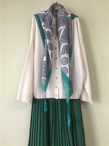 (Pre-Order) Green Tassel Scarf (will ship within 1~2 weeks)