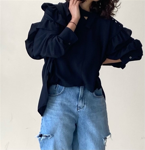 Black Isabel Blouse (will ship within 1~2 weeks)