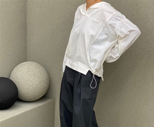 White Isabel Hoodie Blouse  (will ship within 1~2 weeks)