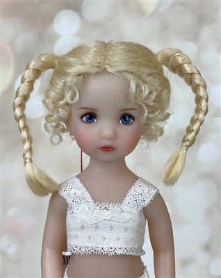Wig - Emily Pale Blonde 6-7