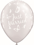 11 inch Qualatex Just Married Butterflies-A-Round on DIAMOND CLEAR