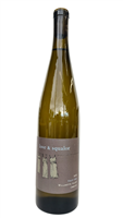 750 ml bottle of 2022 vintage Pinot Gris by Love & Squalor of the Portland Wine Company in the Willamette Valley of Oregon