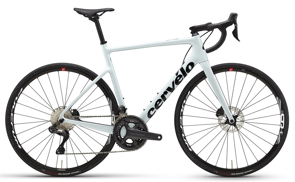 Cervelo Caledonia Ultegra Di2 | 2023 | Gloss Black | Â£5299 Cervelo roubaix inspired endurance road bike | Premium UK Cervelo stockist, contact us for competitive pricing.