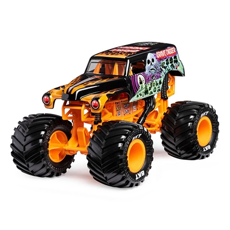 1:24 Grave Digger