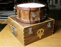 Custom snare drum case