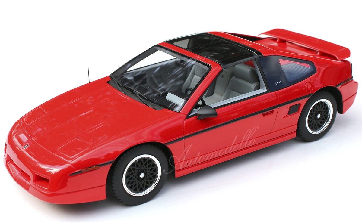 1988 Pontiac Fiero GT Bright Red 1:24