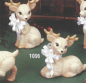 1096 Two Small Sitting Reindeer