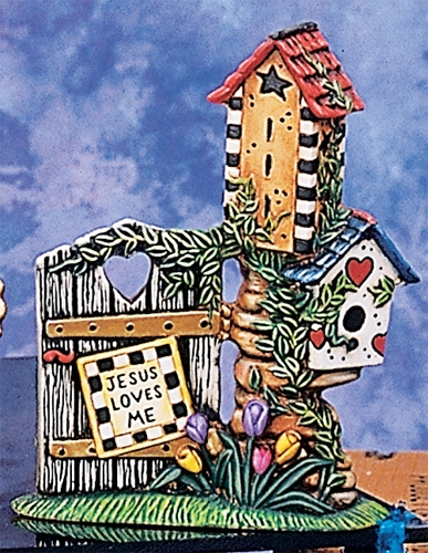 3067 Jesus Loves Me Birdhouse