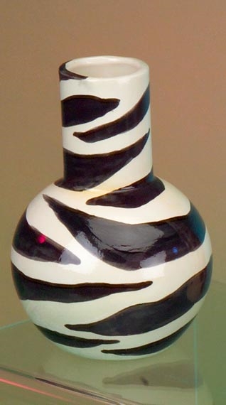 3698 Fat Bud Vase