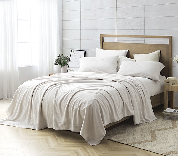 High Quality Dorm Bedding: Washed Sateen 300TC Bom Dia Portugal Full Sheet  Set