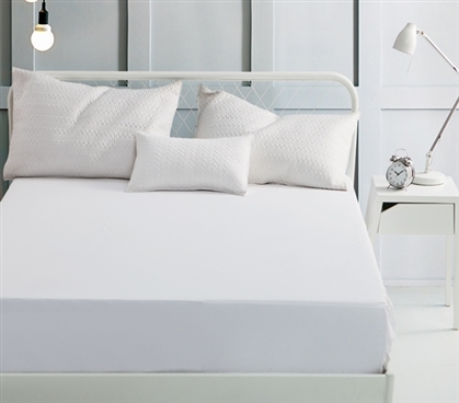 Protective Anti-Everything Waterproof Bed Bug Dorm Mattress Encasement XL Full College Bedding Essentials