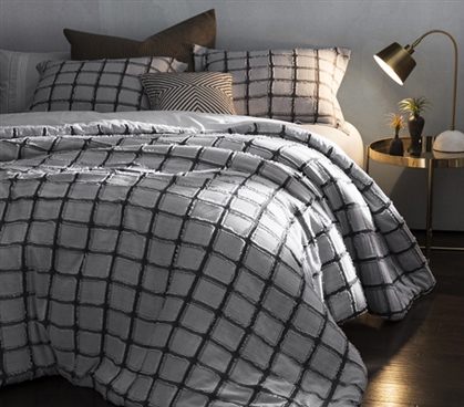 Frayed Edgings Twin XL Comforter - Black/White