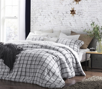 Frayed Edgings Twin XL Comforter - White/Gray