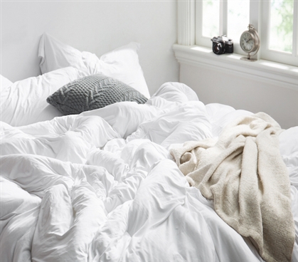 Super Soft Twin XL Comforter White Bare BottomÂ® Made with Most Comfortable College Bedding Material for Dorm Bed