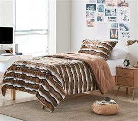 Machine Washable Dorm Comforter Set Neutral Cheap Dorm Decor for Guys College Bedding Essentials