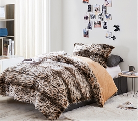Cheetah Print Dorm Comforter Set with Matching Pillow Shams Twin XL Dorm Bedding Ideas
