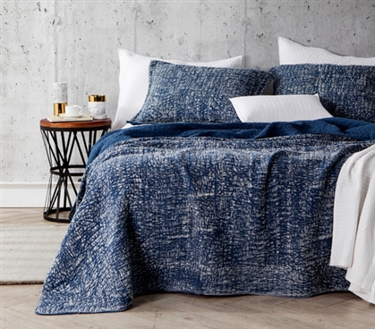 Blue Dorm Bedspread 100 Cotton Twin XL Bedding Essentials College Blanket Machine Washable