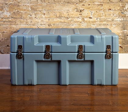 Blue Plastic Trunk Rotomolded Plastic Storage Footlocker for College Dorm Room Storage Container
