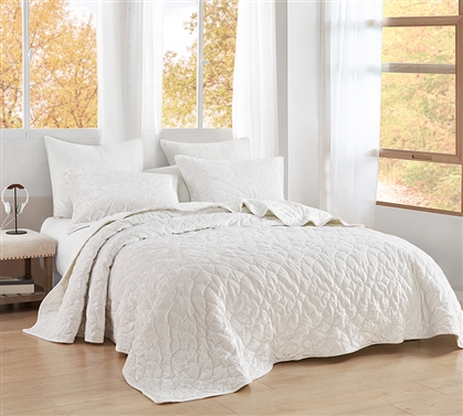 Full Bedspread Lightweight Bedding for Hot Sleepers Off White Velvet Blanket Full Size Bedding