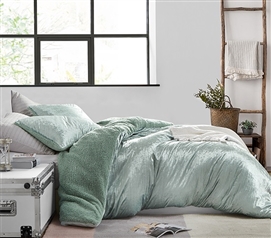 Twin Extra Long Bedding Essentials for College Freshman Dorm Shopping List Glam Dorm Decor