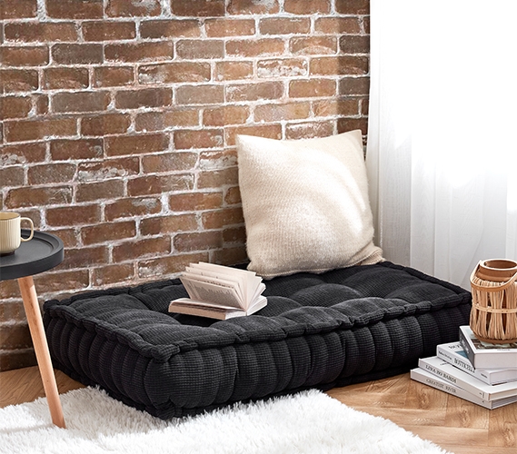 DormCo Rainha - Ultra Thick Tufted Floor Pillow - Black