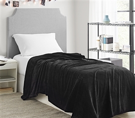 Neutral Twin Extra Long Bedding Essentials Affordable Dorm Decor Ideas for Guys College Bedspread
