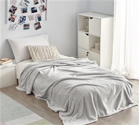 Affordable Dorm Supplies for Freshmen Gray College Bedding Neutral Dorm Decor Ideas for Guys