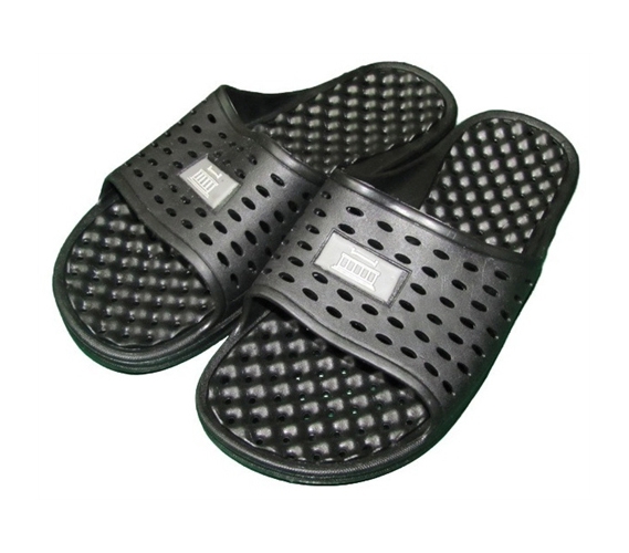 16.54$ Shower Slippers Men and Women Non-Slip Causal Indoor Home Bathroom  Sandals Poolside - Black - C418C57CR6H | Mens slippers, Shower slippers,  Trending shoes