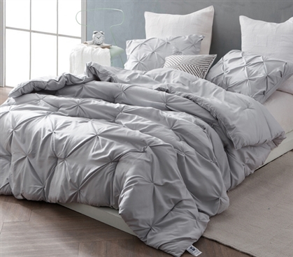 Gray Dorm Bedspread Pin Tuck Comforter Full XL Bedding Set with Pintuck Pillow Cases