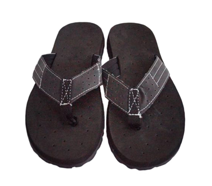 Stylish Footwear Options To Keep College Colorful - Cushion-Relax Shower Sandals - Black