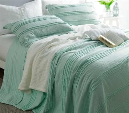 True Twin Extra Long Sized Dorm Bedding Hint of Mint Green Twin XL Quilt made with Soft Microfiber