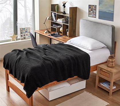 Guys Dorm Room Ideas Black Twin XL Bedding Chunky Jumbo Yarn Knit Oversized Blanket